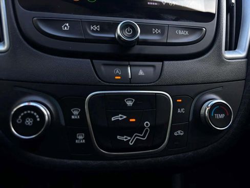 Used 2024 Chevrolet Malibu RS image 25