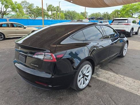 Used 2022 Tesla Model 3 Long Range AWD/4WD image 5