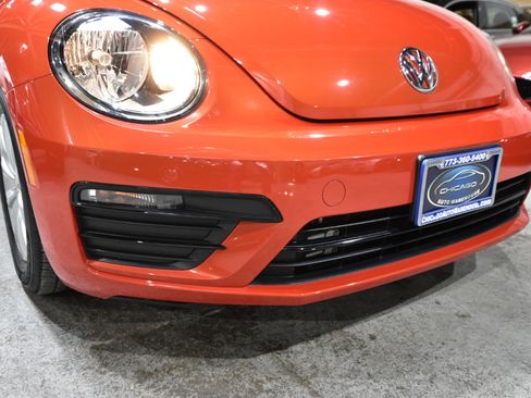 Used 2019 Volkswagen Beetle 2.0T S image 3