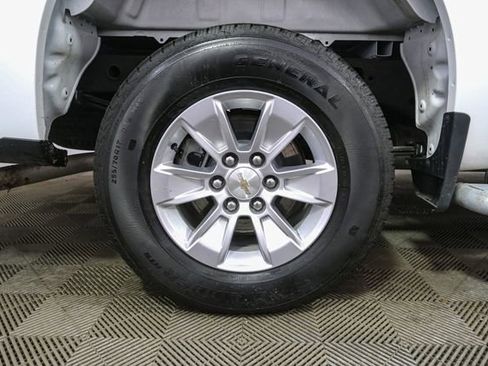 Used 2025 Chevrolet Silverado 1500 W/T image 14