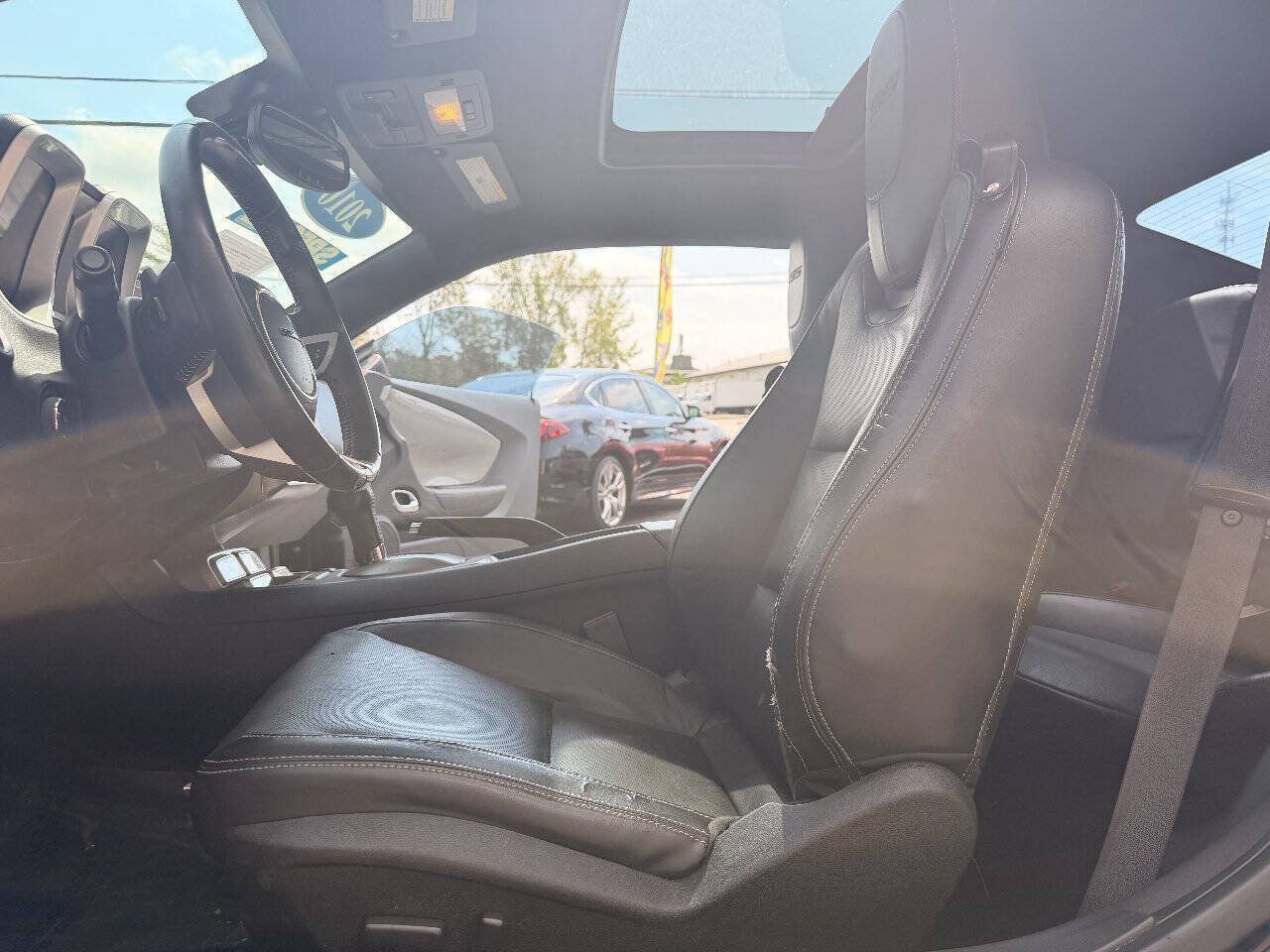 Used 2010 Chevrolet Camaro SS RWD image 9