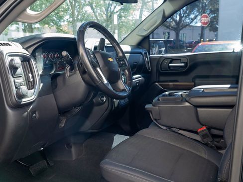 Used 2019 Chevrolet Silverado 1500 LT w/ All-Star Edition image 17