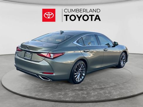 Used 2024 Lexus ES 350 w/ Accessory Package (Z1) FWD image 5
