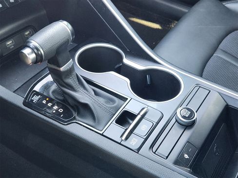 Used 2023 Kia K5 GT-Line image 18