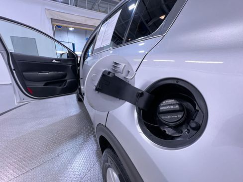 Used 2019 Kia Sportage LX FWD image 41