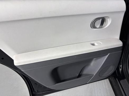 Used 2024 Hyundai Ioniq 5 SE RWD image 31