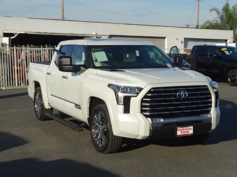 Used 2022 Toyota Tundra Capstone image 2