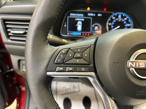 Certified 2023 Nissan Leaf SV Plus image 20