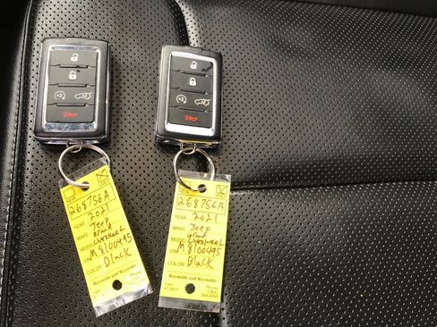 Used 2021 Jeep Grand Cherokee L Limited w/ Luxury Tech Group II image 31