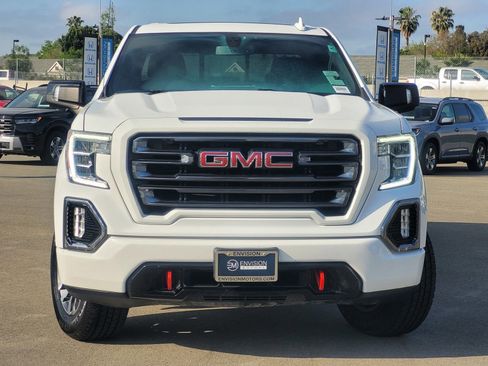 Used 2021 GMC Sierra 1500 AT4 w/ AT4 Preferred Package AWD/4WD image 2