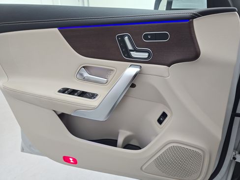 Certified 2023 Mercedes-Benz CLA 250 4MATIC image 26