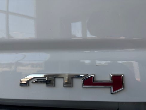 Used 2022 GMC Sierra 2500 AT4 w/ AT4 Premium Plus Package AWD/4WD image 30