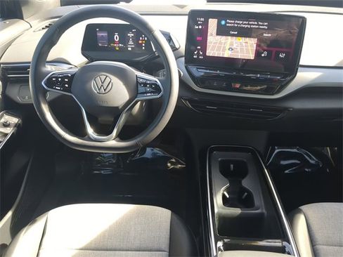 Used 2024 Volkswagen ID.4 2WD image 12