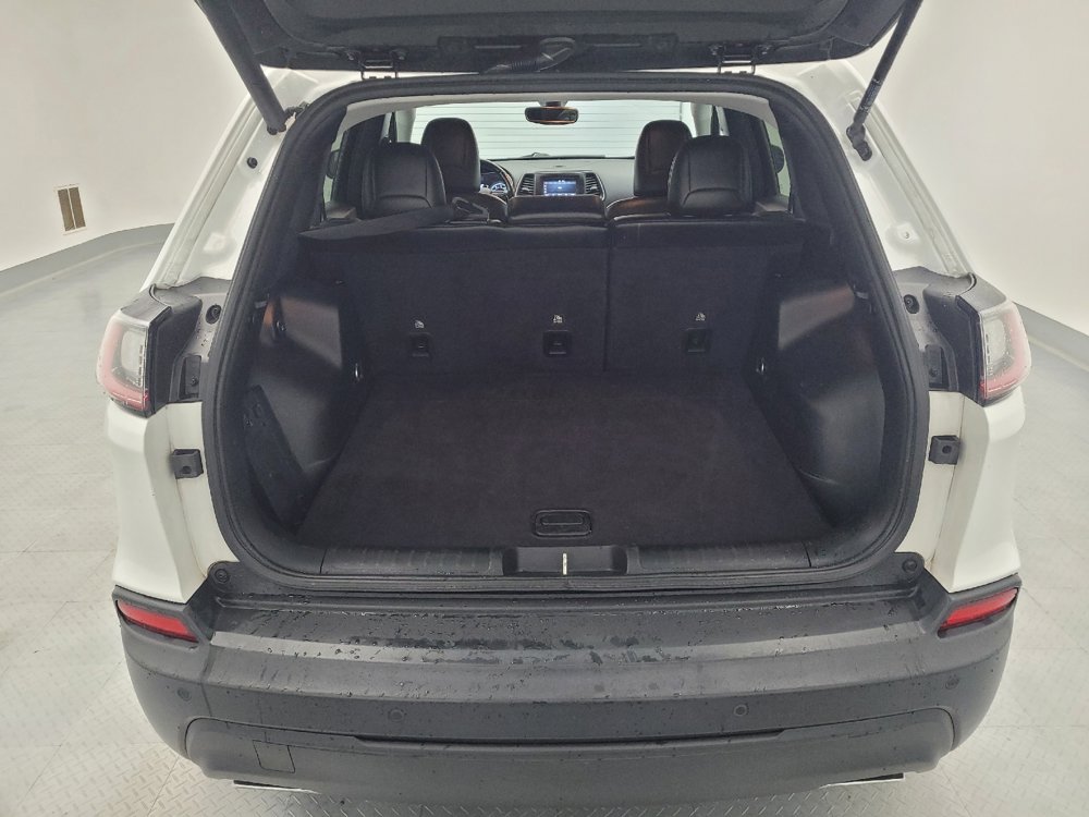 Used 2020 Jeep Cherokee Latitude Plus AWD/4WD image 29