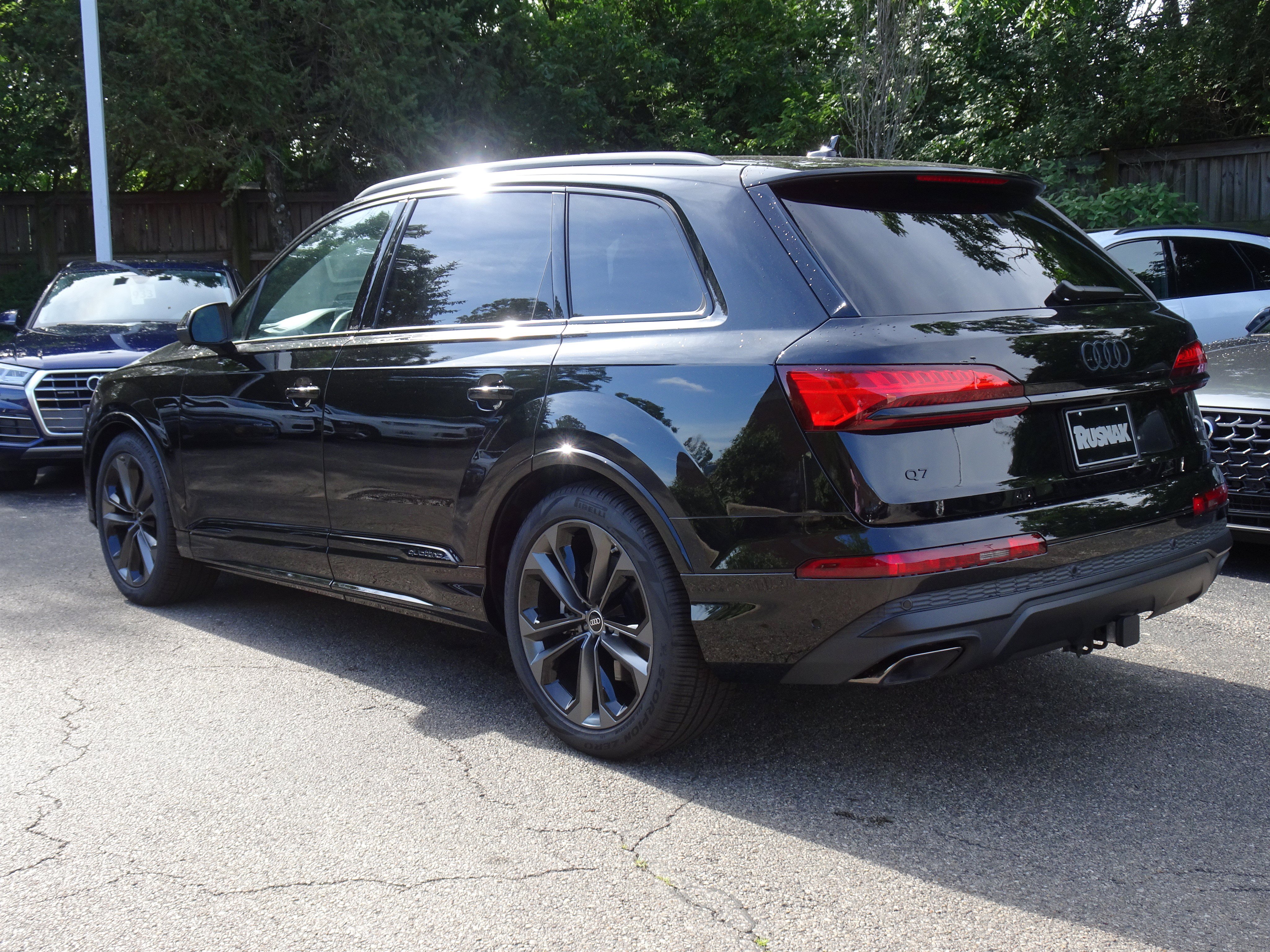 New 2026 Audi Q7 3.0T Premium Plus w/ Premium Plus Package AWD/4WD image 3