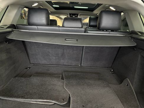 Used 2016 Land Rover Range Rover Sport SE image 36