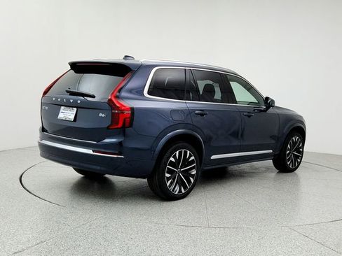 New 2026 Volvo XC90 B6 Plus w/ Protection Package Premier image 5