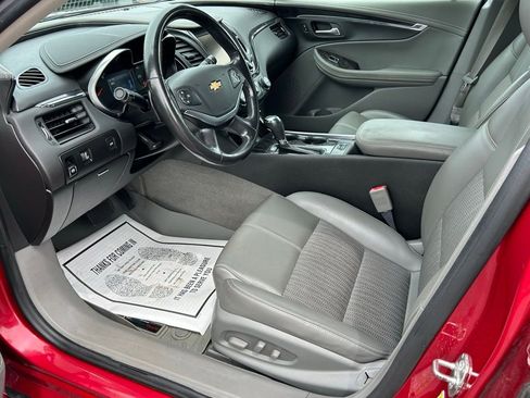 Used 2014 Chevrolet Impala LT FWD image 10