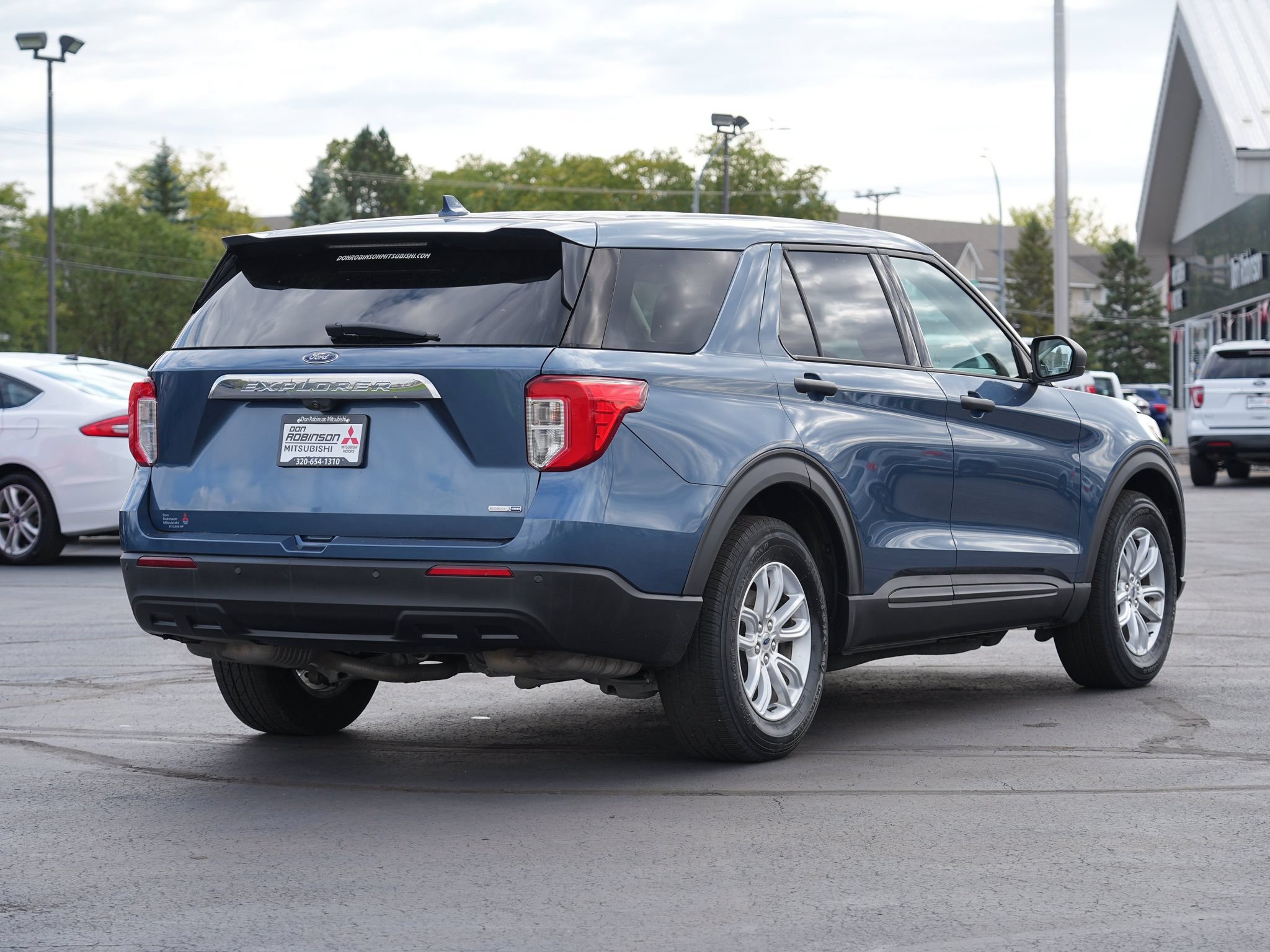 Used 2020 Ford Explorer 4WD image 3