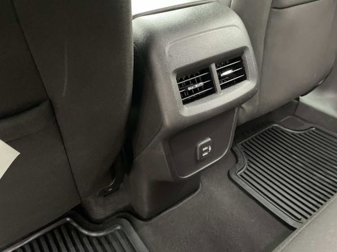 Used 2019 Chevrolet Equinox LT FWD image 13