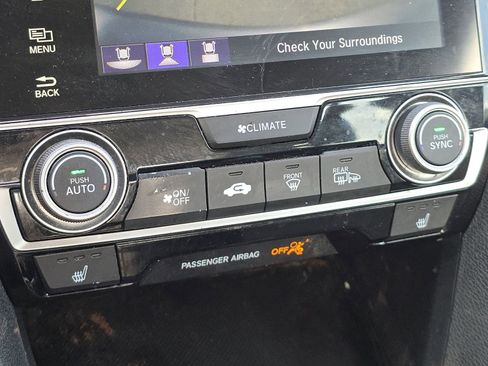 Used 2017 Honda Civic Touring image 23