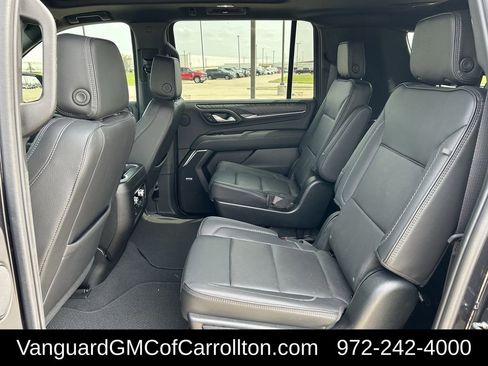 Used 2023 GMC Yukon XL Denali image 29