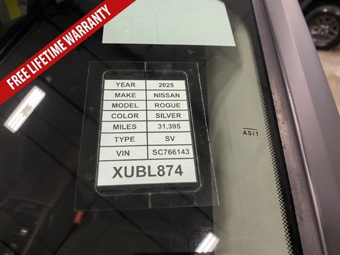 Used 2025 Nissan Rogue SV FWD image 36