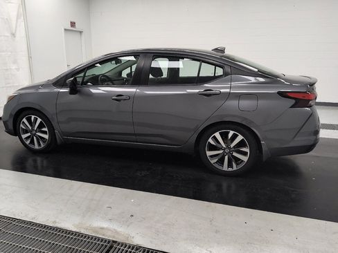 Used 2020 Nissan Versa SR w/ Convenience Package FWD image 3