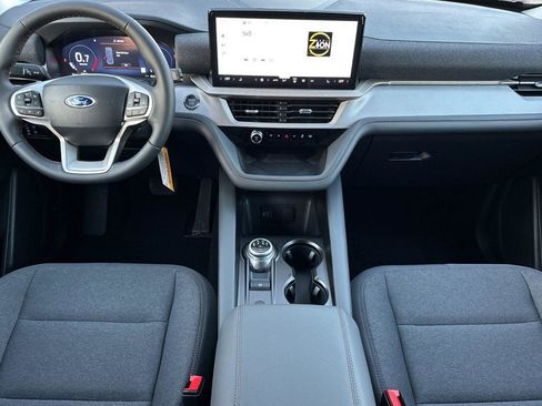 New 2026 Ford Explorer Active image 10