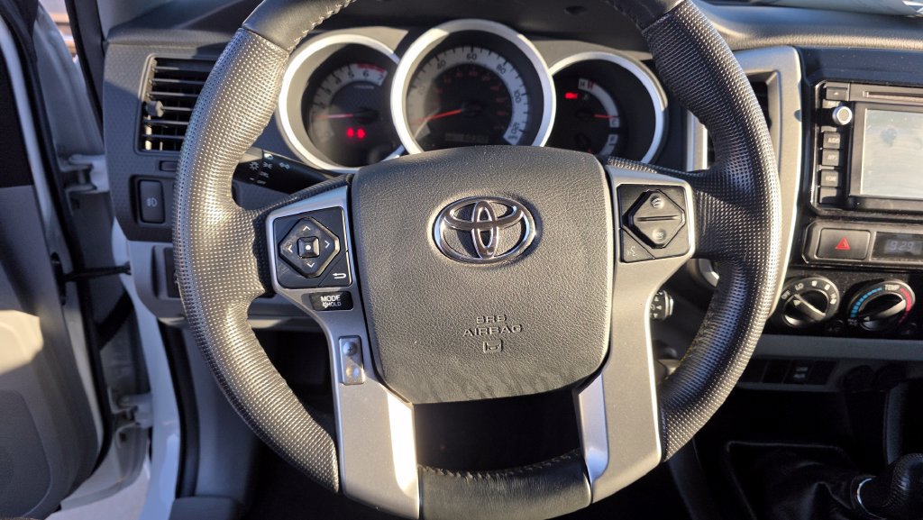 Used 2014 Toyota Tacoma 4x4 Double Cab w/ TRD Sport Package image 15