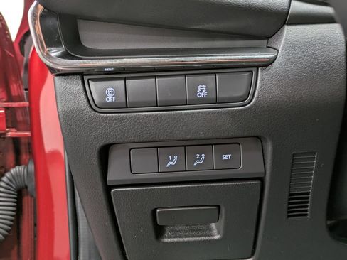 Used 2022 MAZDA MAZDA3 s image 20