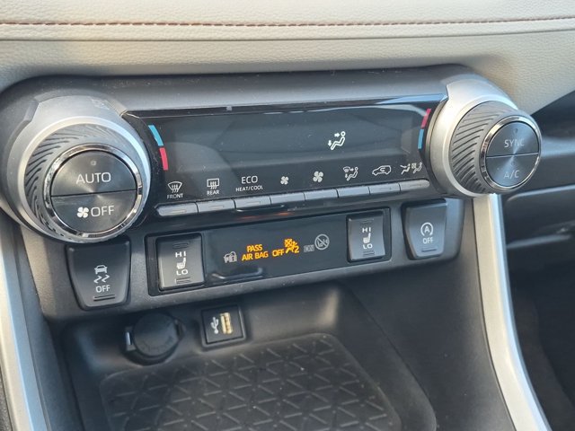 Used 2024 Toyota RAV4 XLE Premium w/ Weather Package AWD/4WD image 15