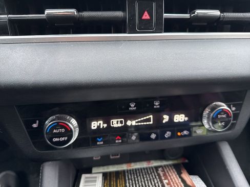 Used 2022 Mitsubishi Outlander SEL image 14