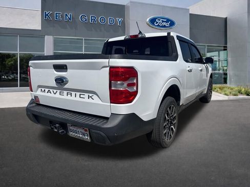 Used 2022 Ford Maverick Lariat w/ Lariat Luxury Package image 4