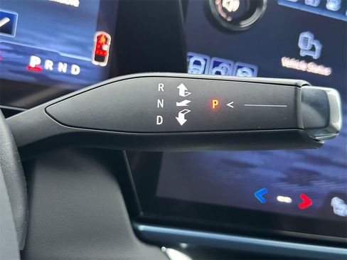 New 2026 Chevrolet Equinox EV LT image 30