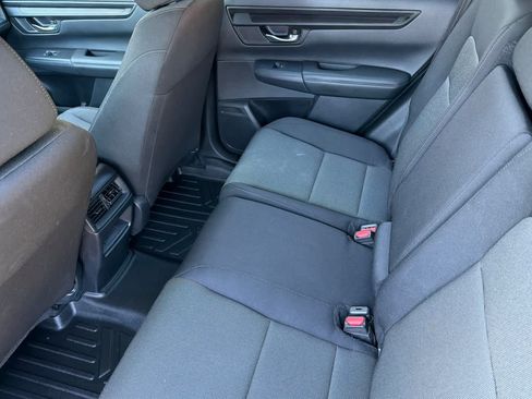 Used 2023 Honda CR-V LX image 4
