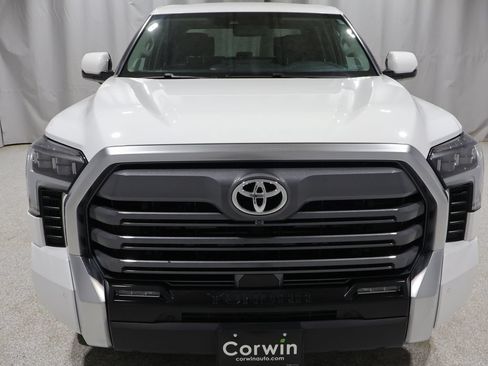 Used 2024 Toyota Tundra Limited AWD/4WD image 9