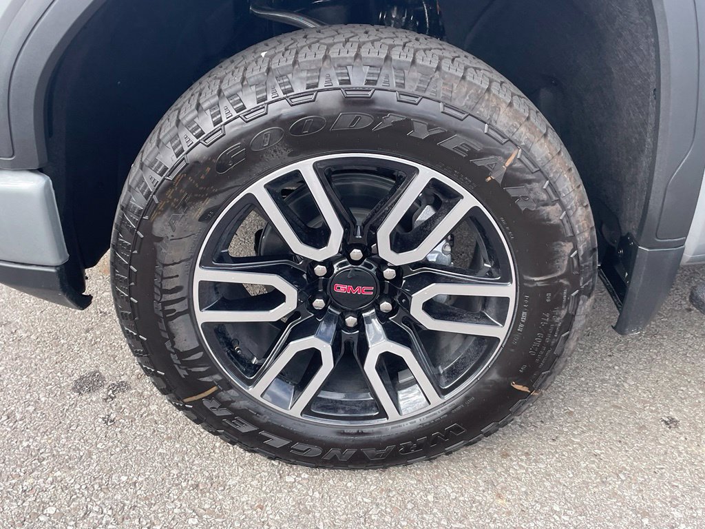 New 2026 GMC Sierra 1500 AT4 w/ AT4 Premium Package AWD/4WD image 33