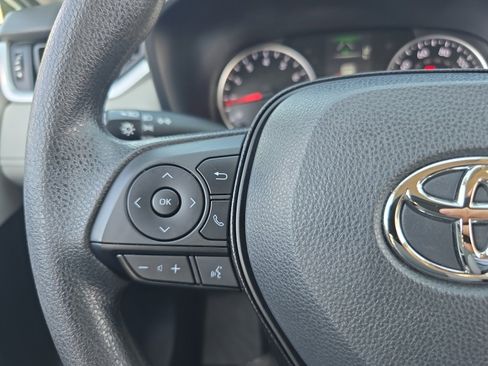 Certified 2022 Toyota RAV4 XLE image 21