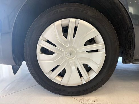 Used 2024 Mitsubishi Mirage ES image 34