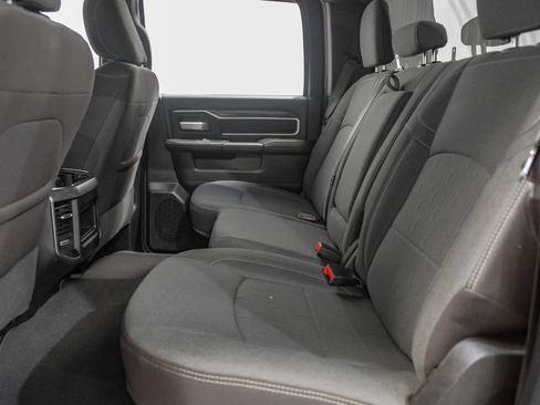 Used 2024 RAM 3500 Big Horn w/ Sport Appearance Package AWD/4WD image 39