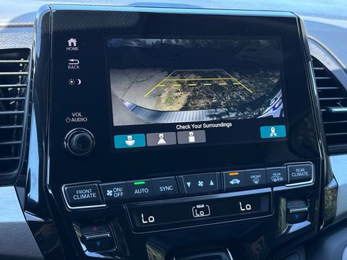 Used 2024 Honda Odyssey EX image 21