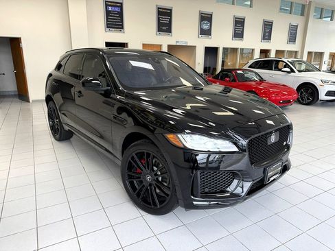 Used 2019 Jaguar F-PACE S image 57