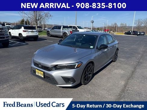 Used 2022 Honda Civic Sport image 3