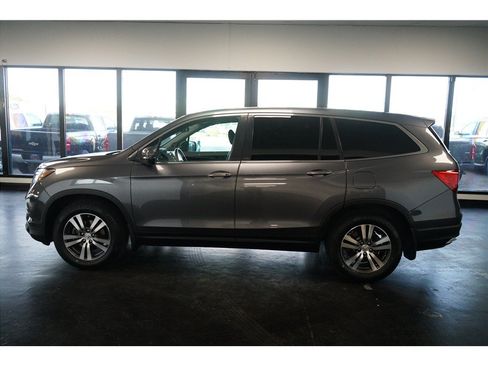 Used 2016 Honda Pilot EX-L image 4