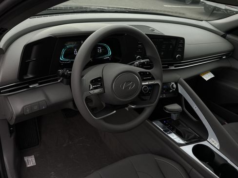 New 2026 Hyundai Elantra Blue image 16