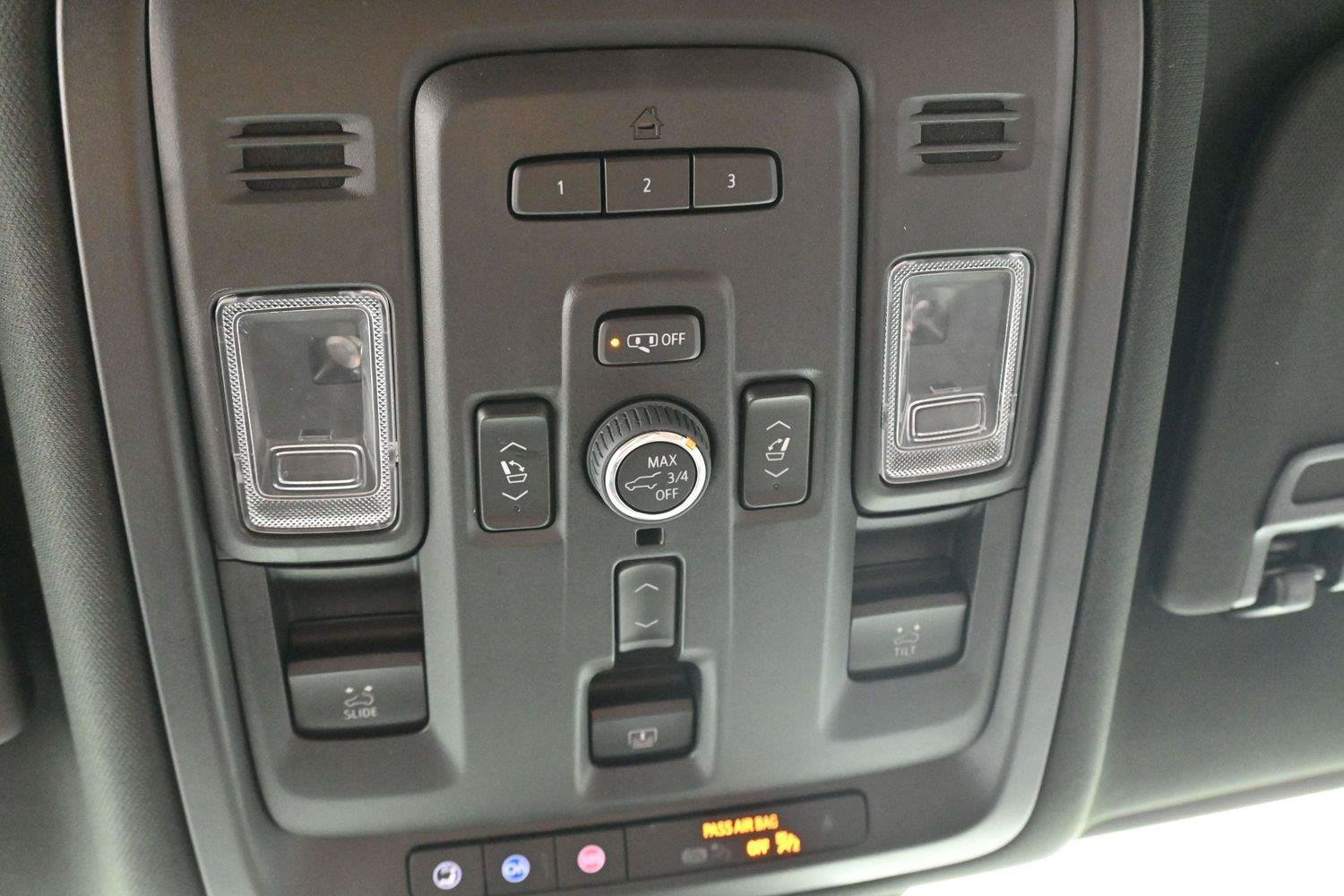 Used 2023 GMC Yukon Denali Ultimate AWD/4WD image 29
