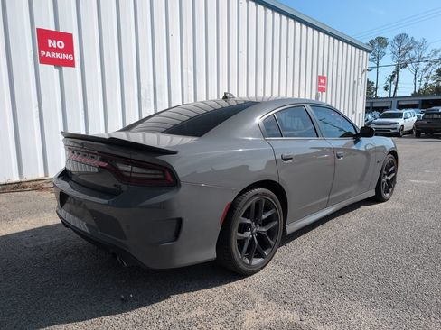 Used 2023 Dodge Charger R/T w/ Blacktop Package RWD image 8