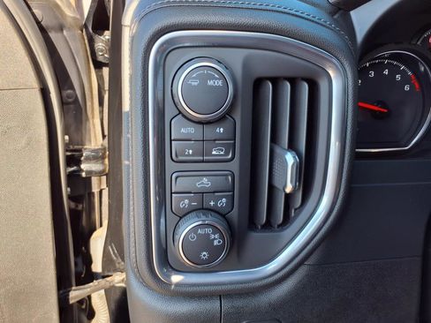 Used 2021 Chevrolet Silverado 1500 LT image 13