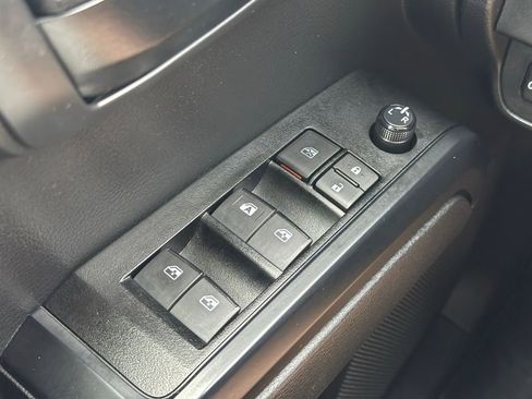 Certified 2023 Toyota Tacoma SR image 32